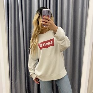 Levi’s sweatshirt